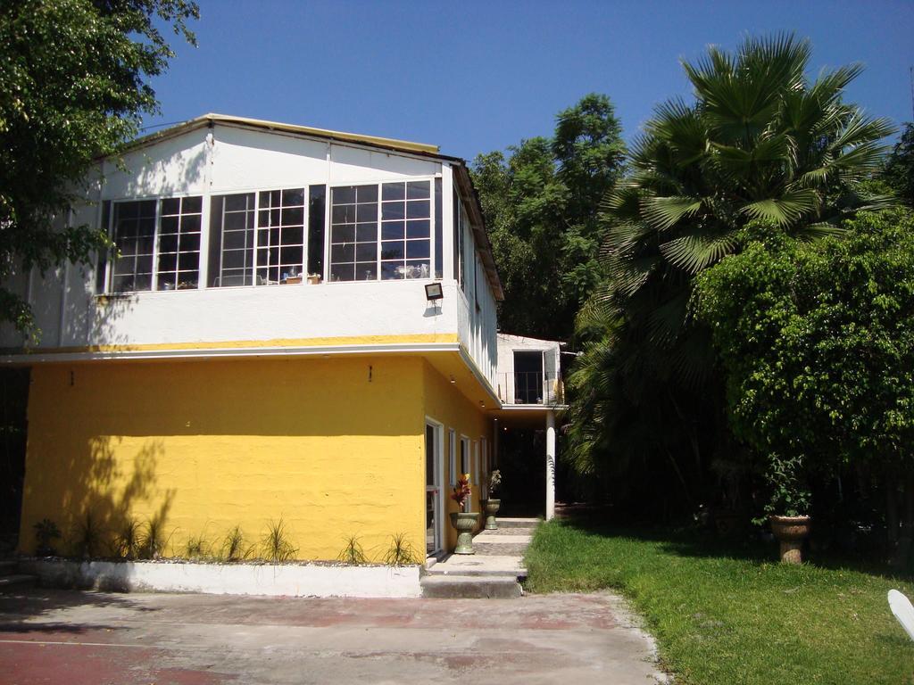 Hotel Teques Inn Tequesquitengo Exteriör bild